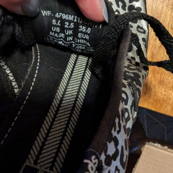 Keds metallic leopard spotted tennis shoes - Picture 2 of 2